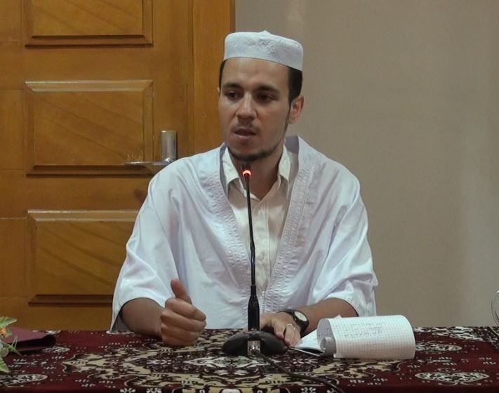 تربية الأبناء بين الحزم والحرية