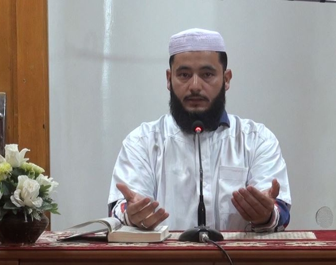 " لَقَدْ كَانَ فِي قَصَصِهِمْ عِبْرَةٌ " "02"