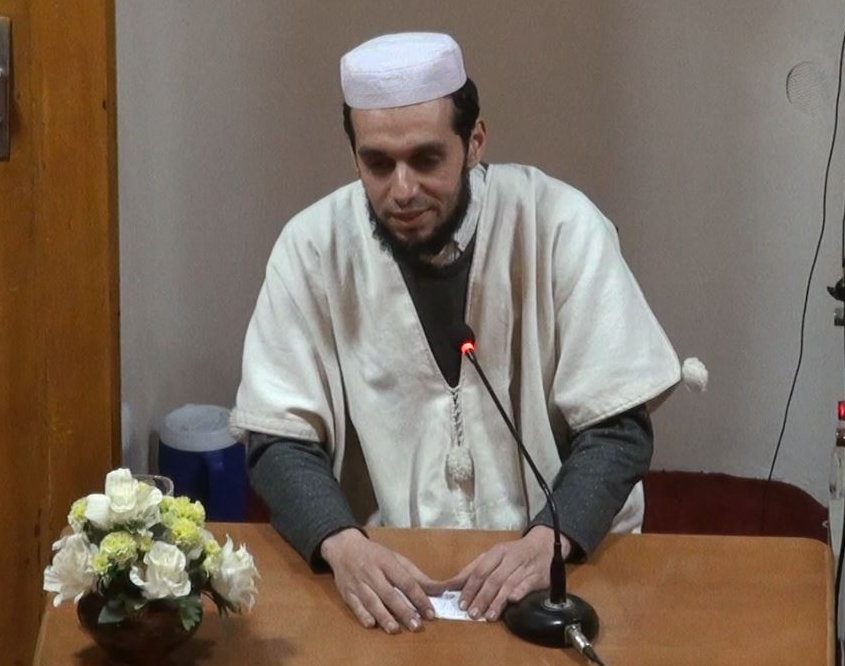 العلم حياة القلوب