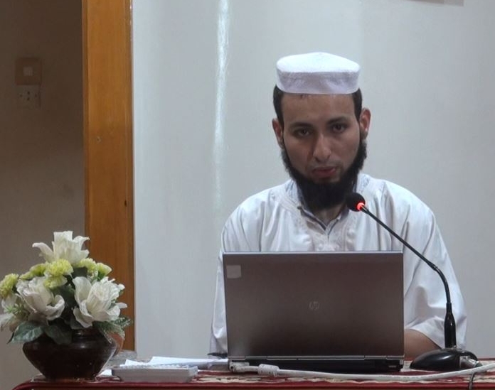 الإنسان بين دوافع الهوى وسلامة الاعتقاد "32"
