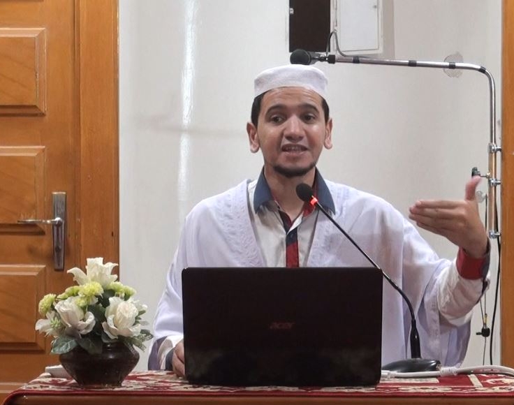 آيات الله تعالى "10"