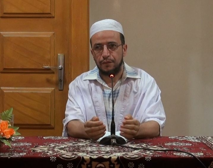 "لَقَدَ اَرْسَلْنَا رُسُلَنَا بِالْبَـيِّـنَاتِ وَأَنزَلْنَا مَعَهُمُ الْكِتَابَ وَالْمِيزَانَ "